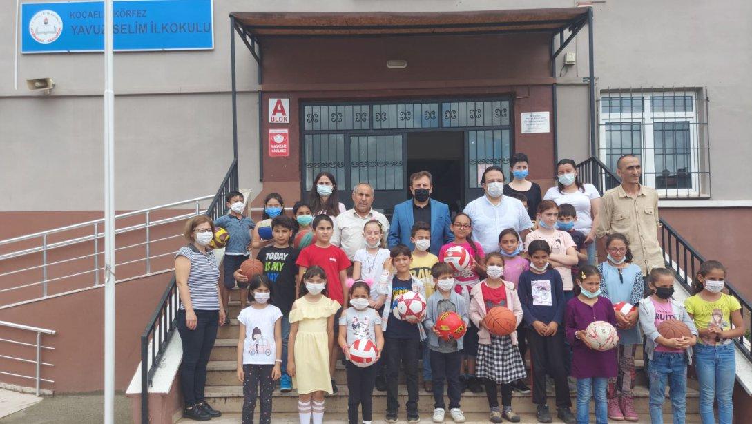 Telafide Ben De Varım Ziyaretleri, Yavuz Selim İlkokulu-Nene Hatun İlkokulu